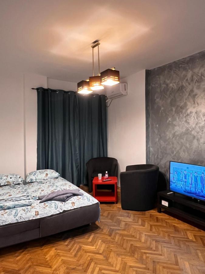 Emi Apartaments บูคาเรสต์ ภายนอก รูปภาพ